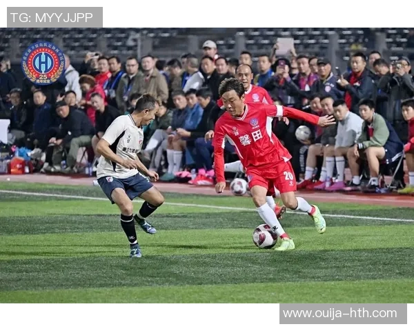 梦回2000年！重庆足协杯夺冠25周年联谊留念赛精彩演出